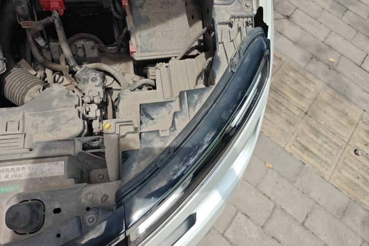 Used Citroen C5 AIRCROSS 2018 350THP Enjoyment Version Engine Bay Left