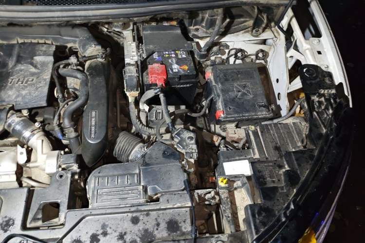 Used Citroen C5 AIRCROSS 2018 350THP Enjoyment Version Engine Bay Left