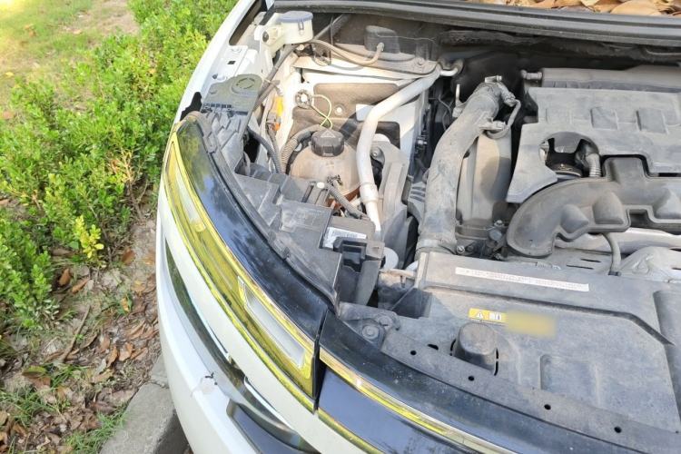 Used Citroen C5 AIRCROSS 2018 350THP Enjoyment Version Engine Bay Right