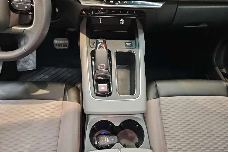 Used Citroen C5 AIRCROSS 2018 350THP Enjoyment Version Gear Lever
