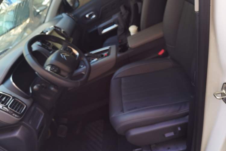 Used Citroen C5 AIRCROSS 2018 350THP Enjoyment Version Left Front Seat