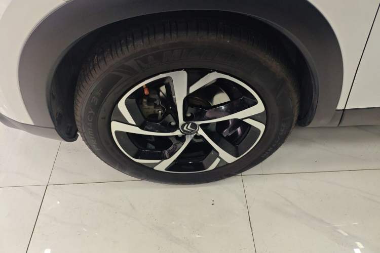 Used Citroen C5 AIRCROSS 2018 350THP Enjoyment Version Left Front Wheel Hub