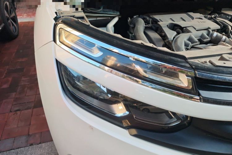 Used Citroen C5 AIRCROSS 2018 350THP Enjoyment Version Right Front Headlight