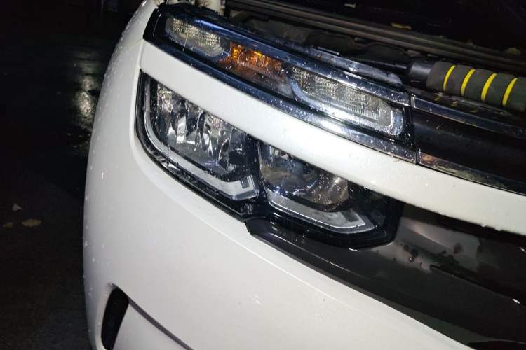 Used Citroen C5 AIRCROSS 2018 350THP Enjoyment Version Right Front Headlight