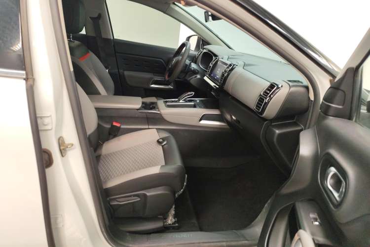 Used Citroen C5 AIRCROSS 2018 350THP Enjoyment Version Right Front Seat