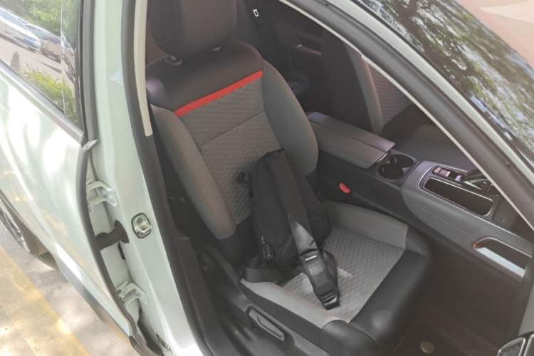 Used Citroen C5 AIRCROSS 2018 350THP Enjoyment Version Right Front Seat