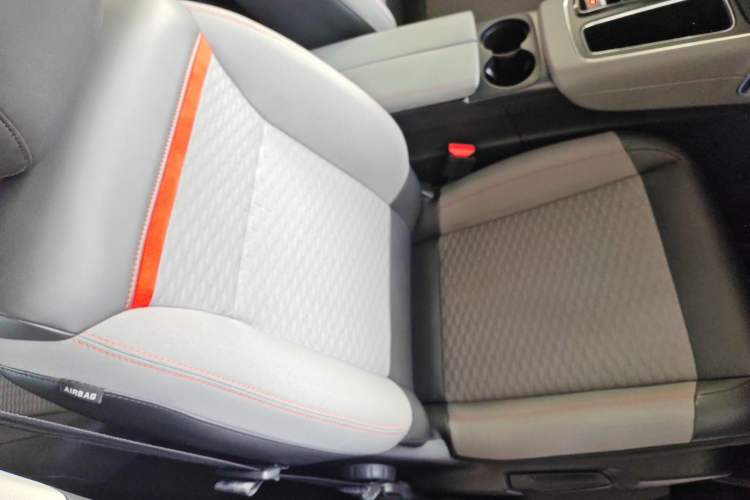 Used Citroen C5 AIRCROSS 2018 350THP Enjoyment Version Right Front Seat