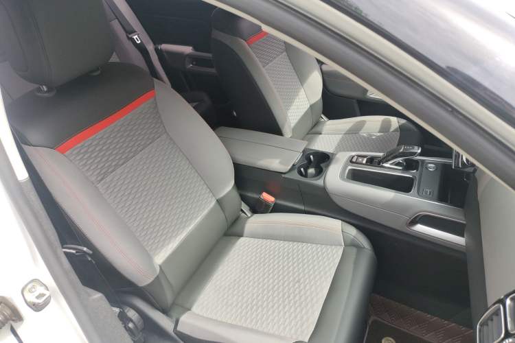 Used Citroen C5 AIRCROSS 2018 350THP Enjoyment Version Right Front Seat