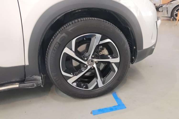 Used Citroen C5 AIRCROSS 2018 350THP Enjoyment Version Right Front Wheel Hub