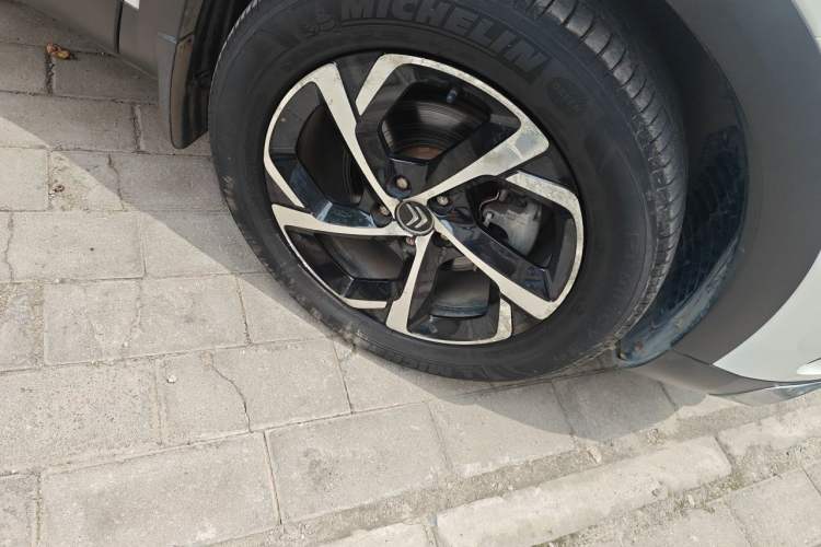 Used Citroen C5 AIRCROSS 2018 350THP Enjoyment Version Right Front Wheel Hub