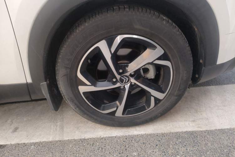 Used Citroen C5 AIRCROSS 2018 350THP Enjoyment Version Right Front Wheel Hub