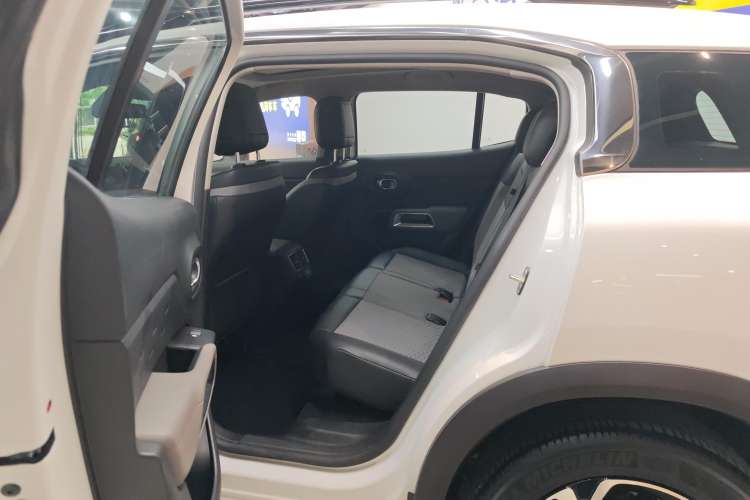 Used Citroen C5 AIRCROSS 2018 350THP Enjoyment Version Right Rear Seat