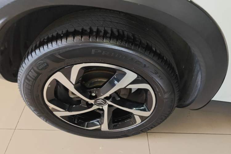 Used Citroen C5 AIRCROSS 2018 350THP Enjoyment Version Right Rear Wheel Hub