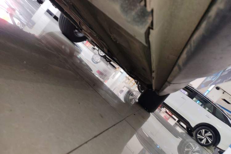 Used Citroen C5 AIRCROSS 2018 350THP Enjoyment Version Right Side Sill