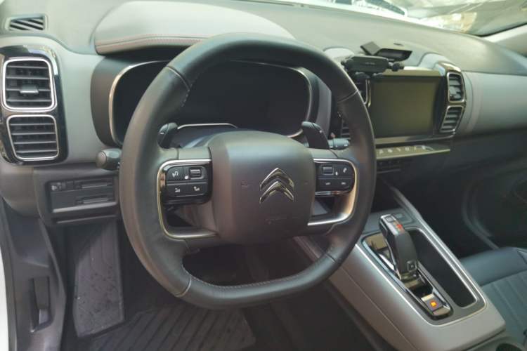 Used Citroen C5 AIRCROSS 2018 350THP Enjoyment Version Steering Wheel