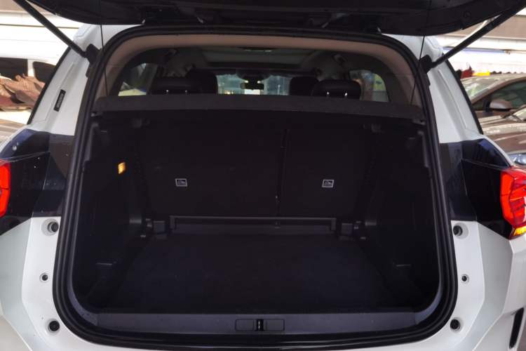 Used Citroen C5 AIRCROSS 2018 350THP Enjoyment Version Trunk