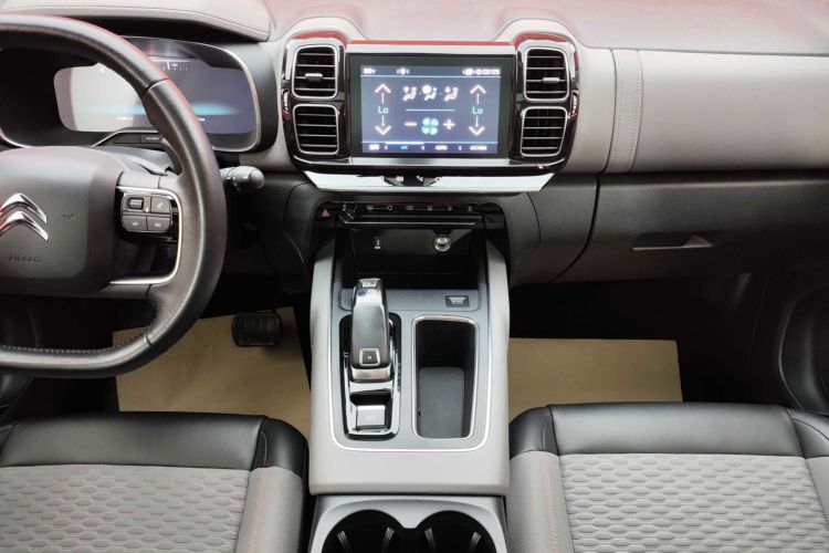Used Citroen C5 AIRCROSS 2019 350THP Enjoyment Model China V Standard Audio And AC Panel