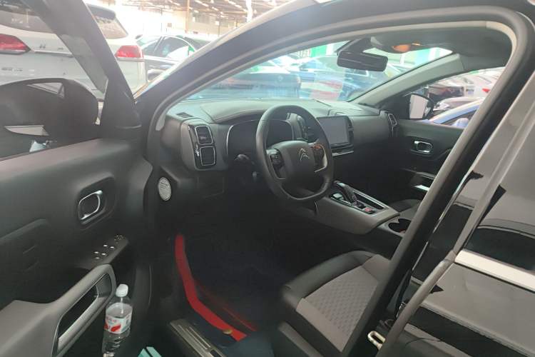 Used Citroen C5 AIRCROSS 2019 350THP Enjoyment Model China V Standard Driver Seat