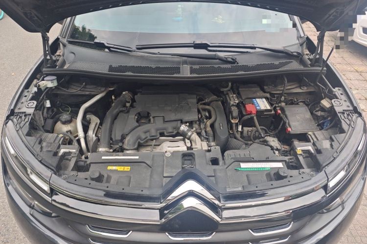 Used Citroen C5 AIRCROSS 2019 350THP Enjoyment Model China V Standard Engine Bay