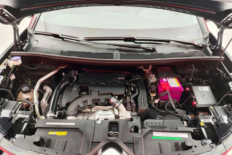 Used Citroen C5 AIRCROSS 2019 350THP Enjoyment Model China V Standard Engine Bay