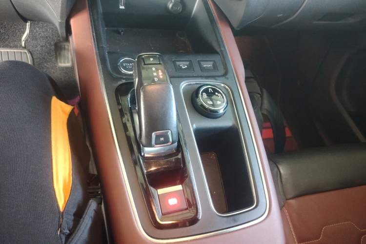 Used Citroen C5 AIRCROSS 2019 380THP Luxury Model China V Standard Gear Lever