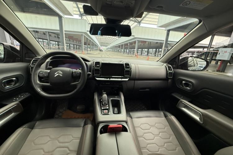 Used Citroen C5 AIRCROSS 2019 360THP Enjoyment Model China VI Standard Interior 2