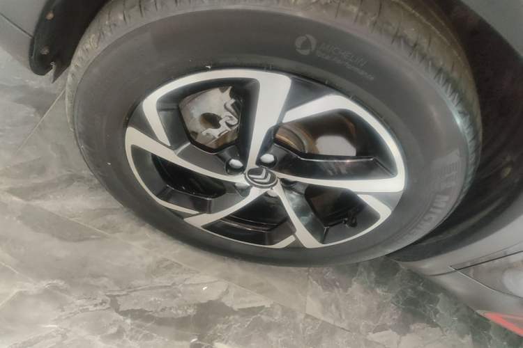 Used Citroen C5 AIRCROSS 2019 400THP Luxury Edition China VI Left Front Wheel Hub