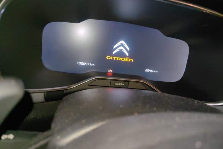 Used Citroen C5 AIRCROSS 2019 350THP Enjoyment Model China V Standard Odometer Close Up