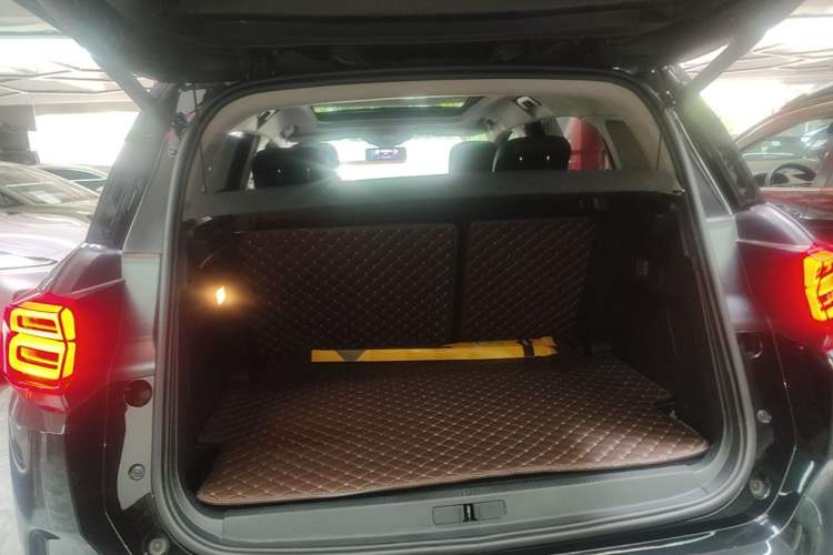 Used Citroen C5 AIRCROSS 2019 400THP Luxury Edition China VI Trunk