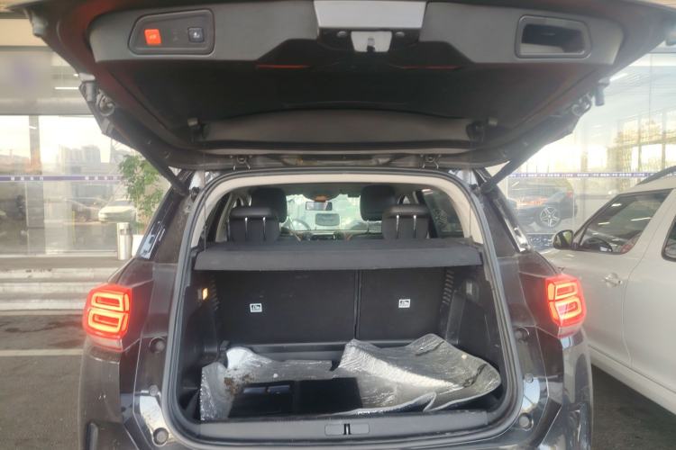 Used Citroen C5 AIRCROSS 2019 380THP Luxury Model China V Standard Trunk