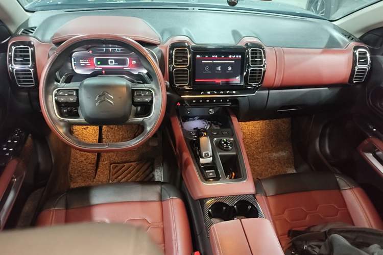 Used Citroen C5 AIRCROSS 2019 400THP Luxury Edition China VI Center Console