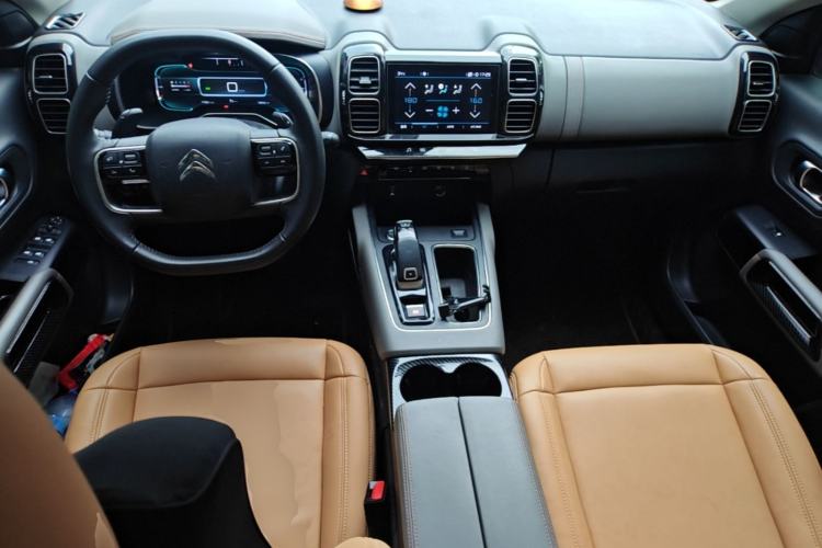 Used Citroen C5 AIRCROSS 2019 350THP Enjoyment Model China V Standard Center Console