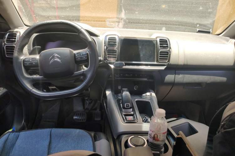 Used Citroen C5 AIRCROSS 2019 350THP Enjoyment Model China V Standard Center Console