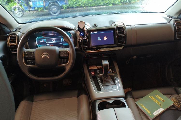 Used Citroen C5 AIRCROSS 2019 350THP Enjoyment Model China V Standard Center Console