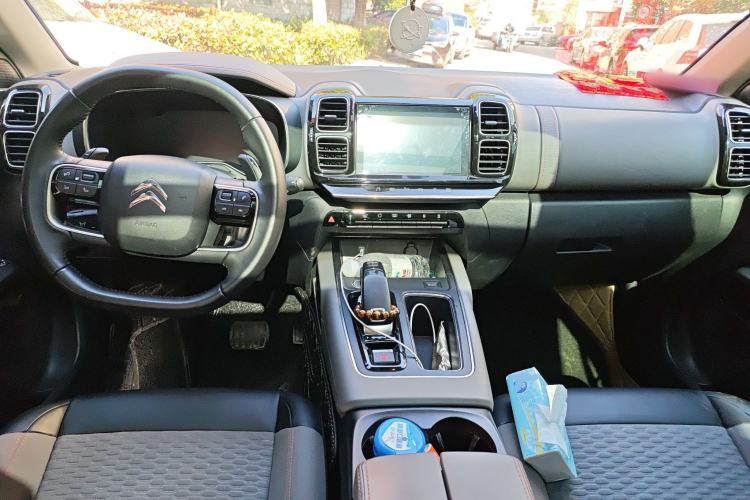 Used Citroen C5 AIRCROSS 2019 350THP Enjoyment Model China V Standard Center Console