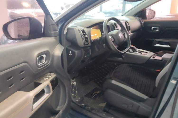 Used Citroen C5 AIRCROSS 2019 350THP Enjoyment Model China V Standard Driver Seat