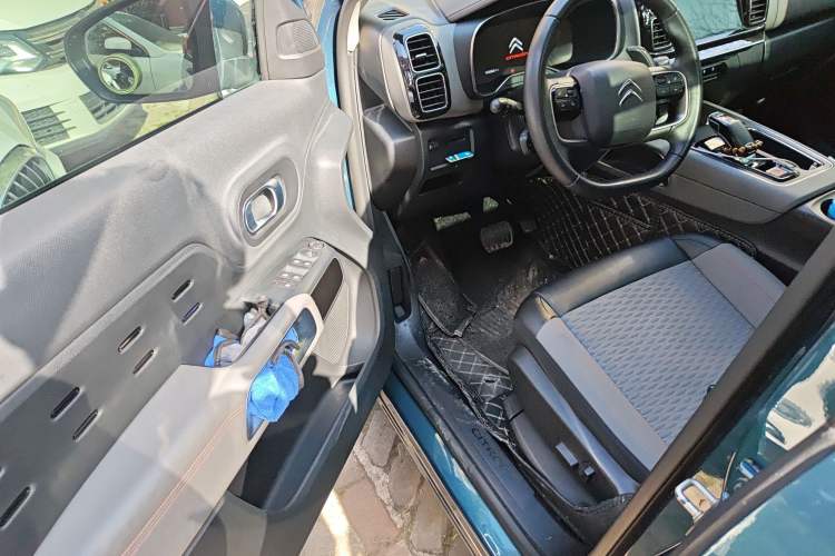 Used Citroen C5 AIRCROSS 2019 350THP Enjoyment Model China V Standard Driver Seat