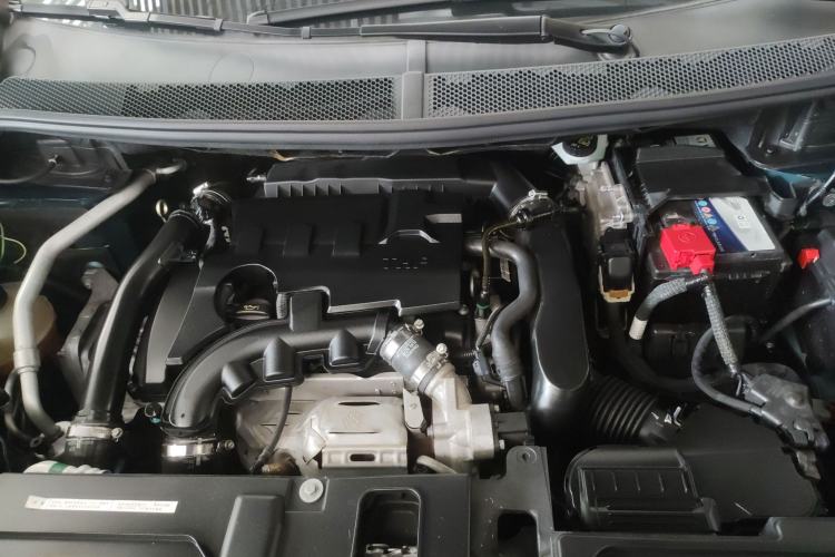 Used Citroen C5 AIRCROSS 2019 350THP Enjoyment Model China V Standard Engine Bay