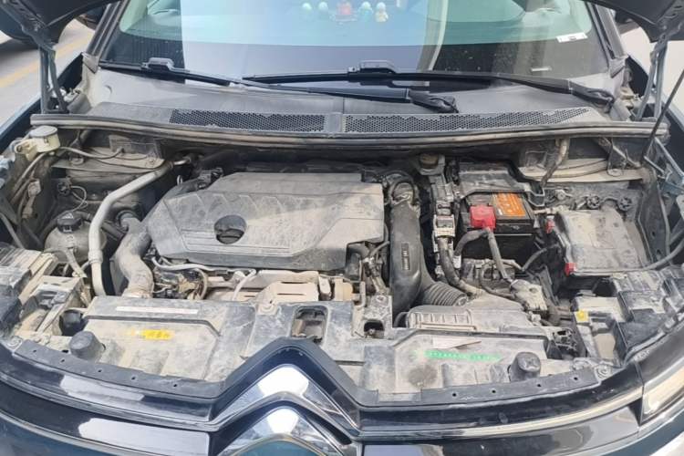 Used Citroen C5 AIRCROSS 2019 360THP Enjoyment Version China VI Standard Engine Bay