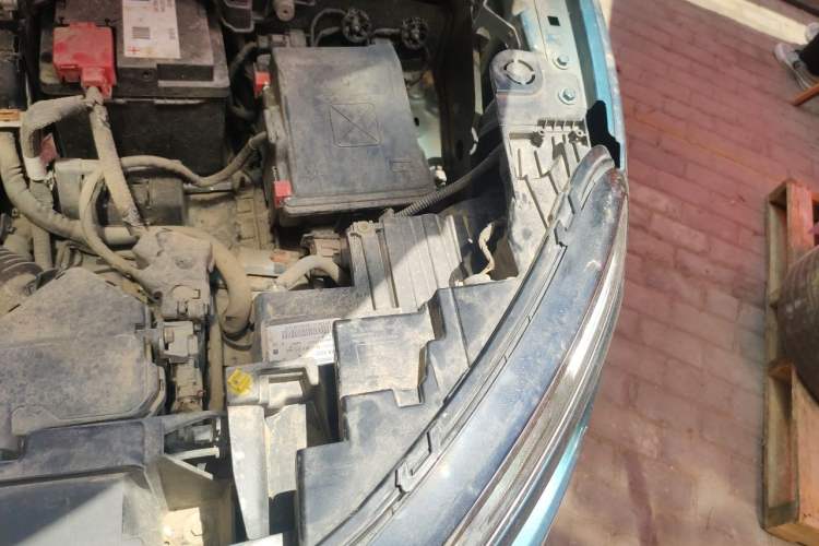 Used Citroen C5 AIRCROSS 2019 350THP Enjoyment Model China V Standard Engine Bay Left