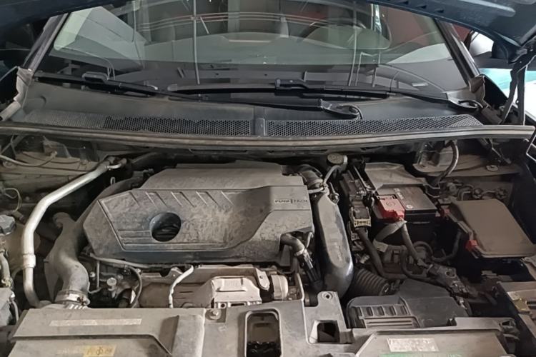 Used Citroen C5 AIRCROSS 2019 360THP Enjoyment Model China VI Standard Engine Bay