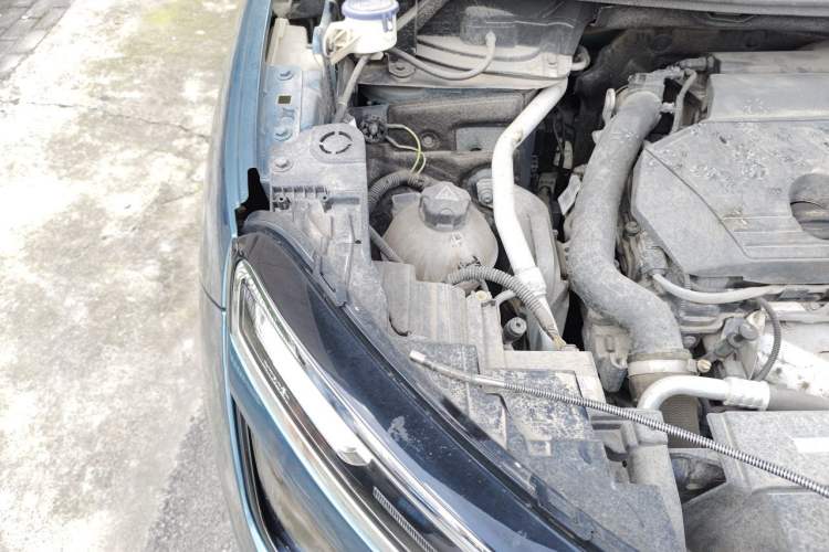 Used Citroen C5 AIRCROSS 2019 360THP Enjoyment Model China VI Standard Engine Bay Right