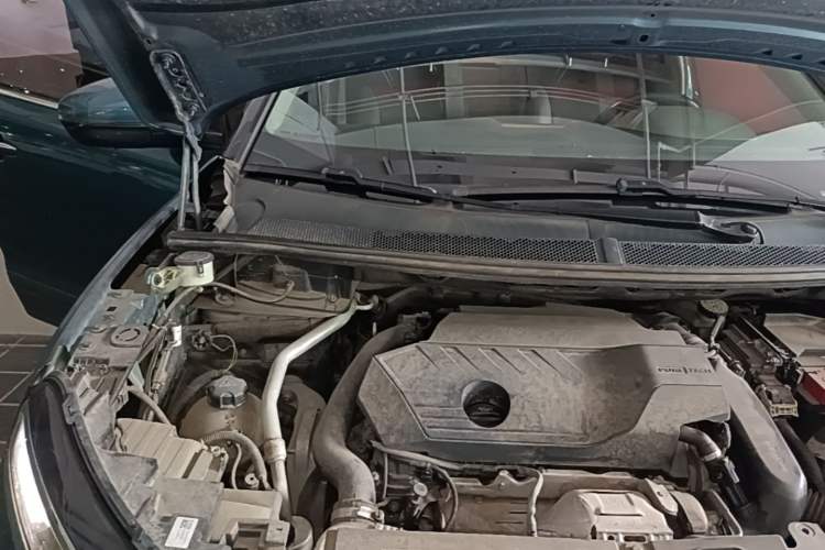 Used Citroen C5 AIRCROSS 2019 360THP Enjoyment Model China VI Standard Engine Bay Right