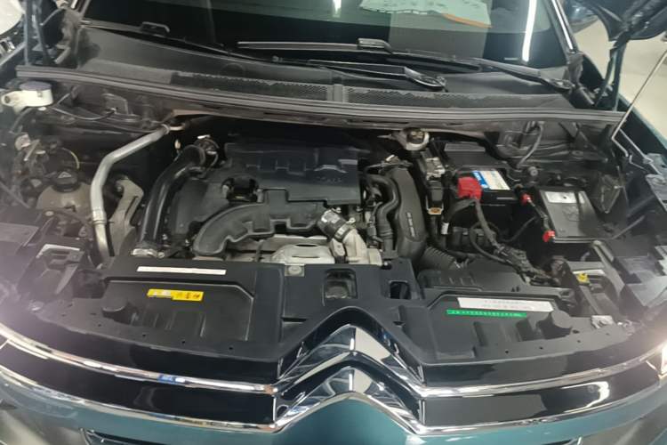 Used Citroen C5 AIRCROSS 2019 350THP Enjoyment Model China V Standard Engine Bay