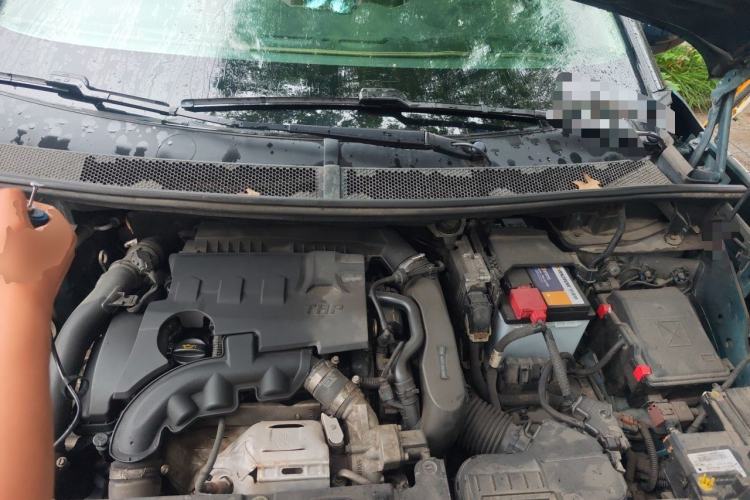 Used Citroen C5 AIRCROSS 2019 350THP Enjoyment Model China V Standard Engine Bay
