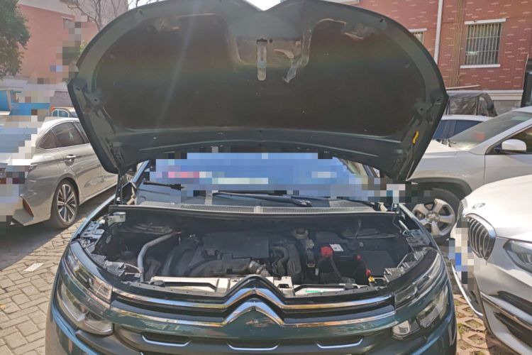 Used Citroen C5 AIRCROSS 2019 350THP Enjoyment Model China V Standard Engine Bay