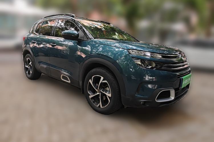 Used Citroen C5 AIRCROSS 2019 350THP Enjoyment Model China V Standard Front Right 45 Deg