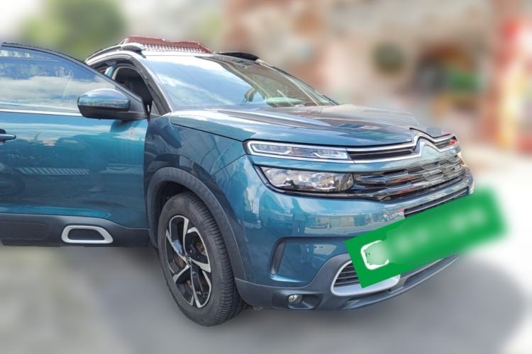 Used Citroen C5 AIRCROSS 2019 360THP Enjoyment Model China VI Standard Front Right 45 Deg