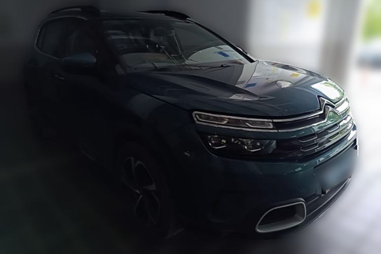 Used Citroen C5 AIRCROSS 2019 360THP Enjoyment Model China VI Standard Front Right 45 Deg