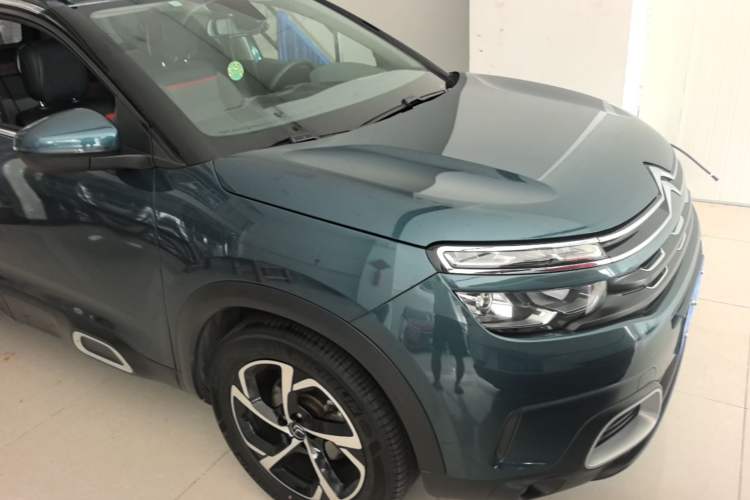 Used Citroen C5 AIRCROSS 2019 350THP Enjoyment Model China V Standard Front Right 45 Deg